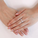 ERPT106_00 Petite Prong Band Ring