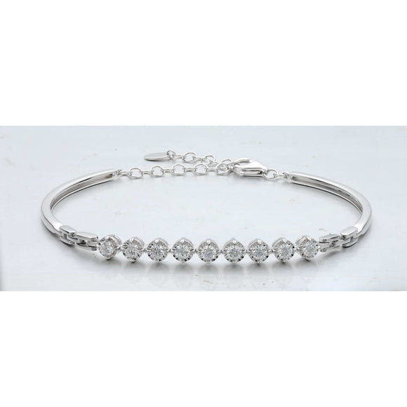 FGFD412_00 My First Diamond  Oval Bangle