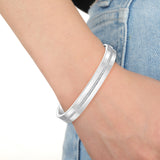 FGLC102_00 L Collection Diamond Oval Bangle