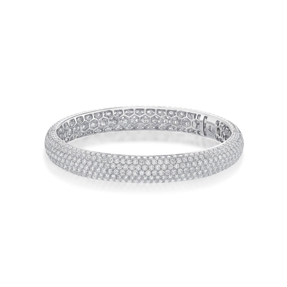 FGPV101_00 Pave Diamond Oval Bangle