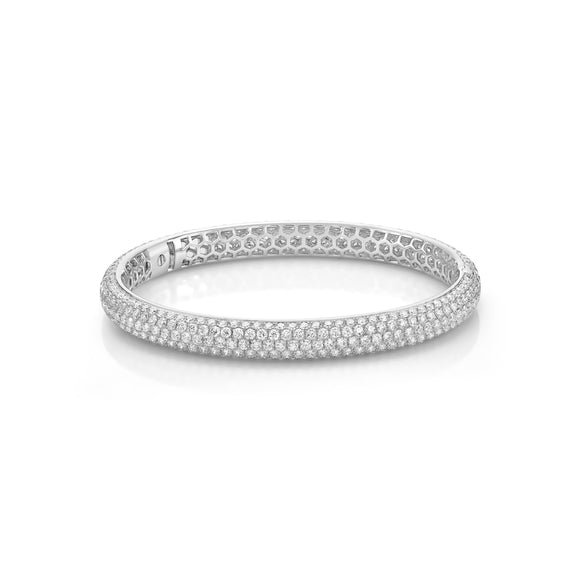 FGPV107_00 Pave Diamond Oval Bangle