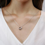 FNDSB03_00 Dancing Diamond Classic Necklace