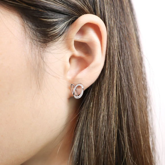HEDD101_00 Diamond Line Studs Earrings